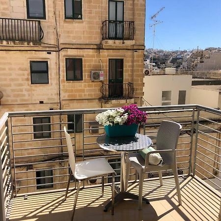 Well Located 2 Bedroom Flat In St.Julians Saint Julian's 외부 사진